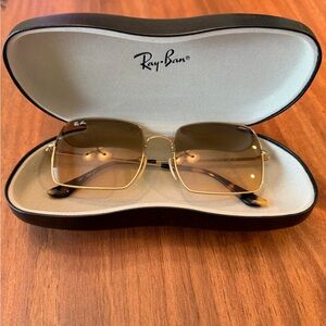Ray-Ban Gold Frame Brown Gradient Square Sunglasses 1971 Classic
